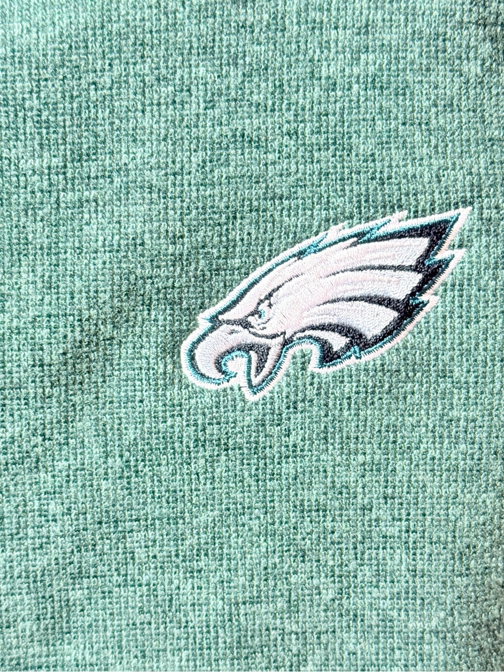 NWOT Philadelphia Eagles Cutter & Buck Seafoam Green Crewneck jacket
